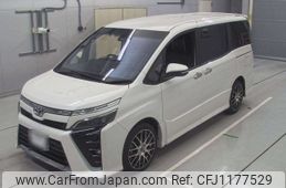 toyota voxy 2020 -TOYOTA 【尾張小牧 30Kる8】--Voxy ZRR80W-0639840---TOYOTA 【尾張小牧 30Kる8】--Voxy ZRR80W-0639840-