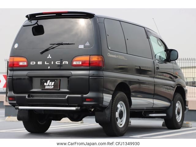 mitsubishi delica-spacegear 2004 quick_quick_PD6W_PD6W-0901796 image 2