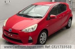 toyota aqua 2012 CFJ1733533