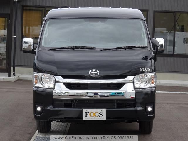 toyota hiace-wagon 2024 GOO_JP_700120021230240106005 image 1