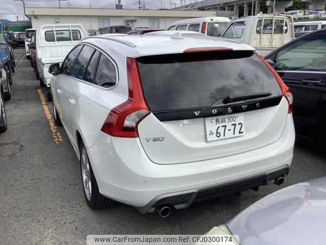 volvo v60 2012 -VOLVO 【長崎 300ﾐ6772】--Volvo V60 FB4164T--YV1FW485BC1057971---VOLVO 【長崎 300ﾐ6772】--Volvo V60 FB4164T--YV1FW485BC1057971- image 2