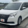 toyota noah 2017 CFJ1675935 image 8