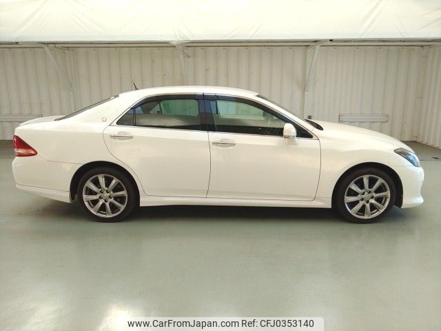 toyota crown 2009 ENHANCEAUTO_1_ea289830 image 2