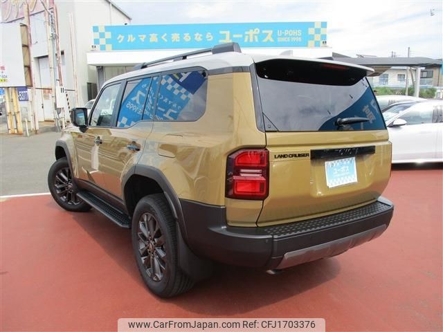 toyota land-cruiser-wagon 2024 CFJ1703376 image 2
