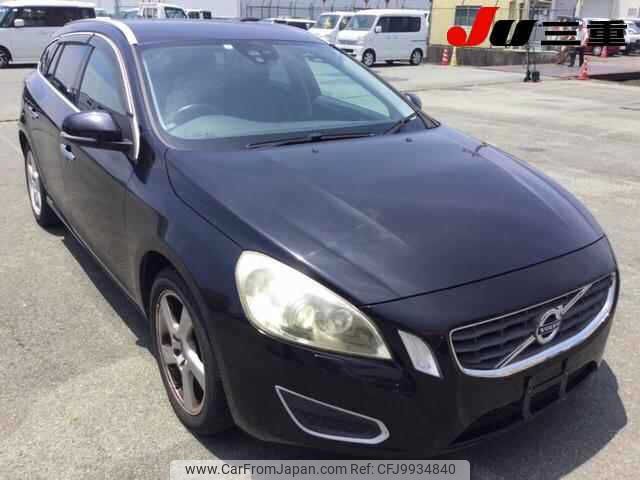 volvo v60 2011 -VOLVO--Volvo V60 FB4164T--B1026040---VOLVO--Volvo V60 FB4164T--B1026040- image 1