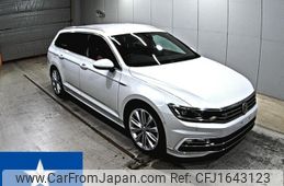 volkswagen passat-variant 2016 CFJ1643123