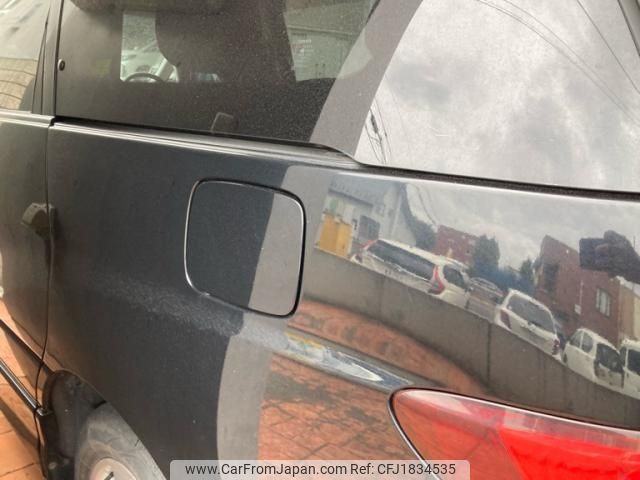 toyota estima 2004 CFJ1834535 image 2