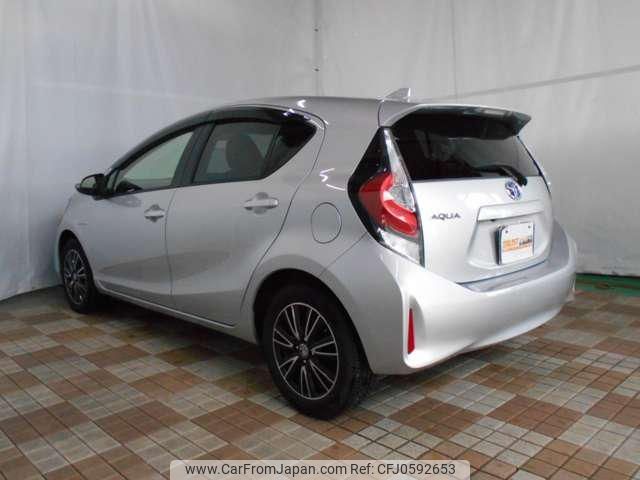 toyota aqua 2017 -TOYOTA--AQUA NHP10--6664779---TOYOTA--AQUA NHP10--6664779- image 2