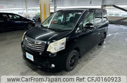 toyota noah 2010 AF-ZRR70-0358995