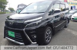toyota voxy 2018 quick_quick_ZRR80W_ZRR80-0468833