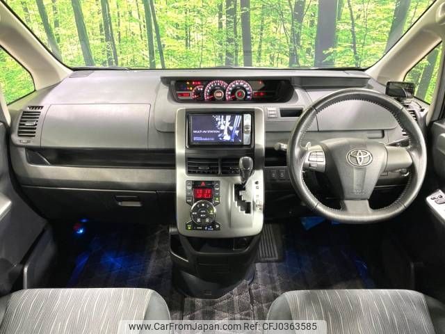 toyota voxy 2012 -TOYOTA--Voxy DBA-ZRR70W--ZRR70-0479629---TOYOTA--Voxy DBA-ZRR70W--ZRR70-0479629- image 2