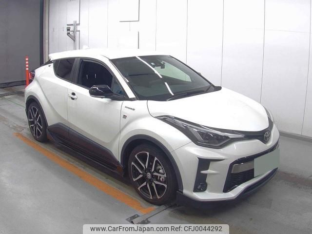 toyota c-hr 2020 quick_quick_6AA-ZYX11_ZYX11-2016158 image 1