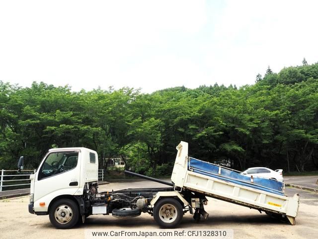 hino dutro 2017 GOO_NET_EXCHANGE_0403477A30250622W002 image 2