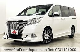 toyota esquire 2015 -TOYOTA--Esquire DBA-ZRR80G--ZRR80-0136886---TOYOTA--Esquire DBA-ZRR80G--ZRR80-0136886-