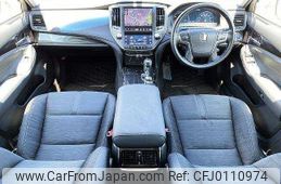 toyota crown 2013 504928-923393