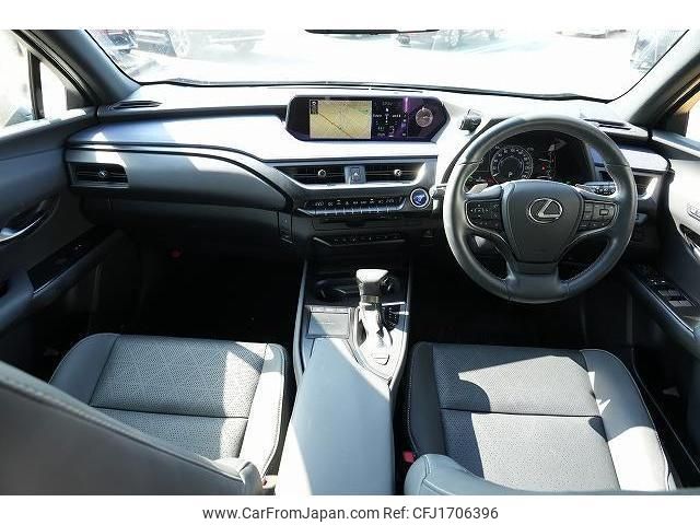 lexus ux 2021 CFJ1706396 image 2