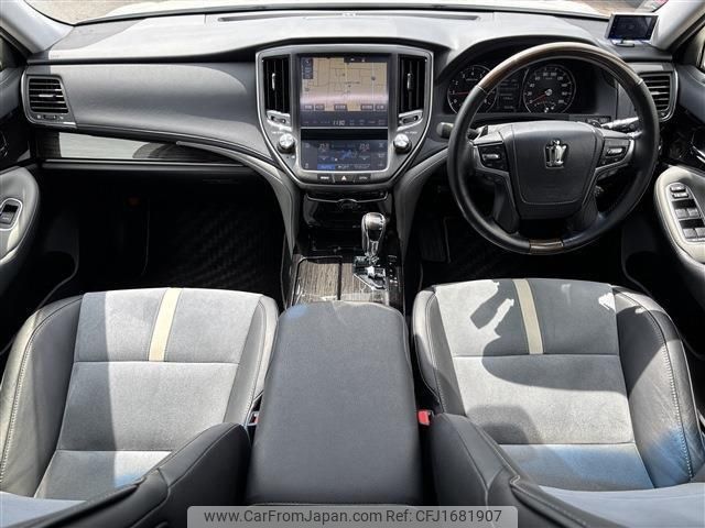 toyota crown 2016 CFJ1681907 image 2