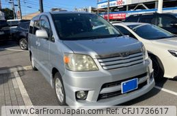 toyota noah 2002 CFJ1736617