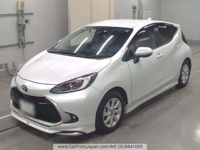 toyota aqua 2022 -TOYOTA 【伊豆 530ﾄ 755】--AQUA 6AA-MXPK11--MXPK11-2081483---TOYOTA 【伊豆 530ﾄ 755】--AQUA 6AA-MXPK11--MXPK11-2081483- image 1