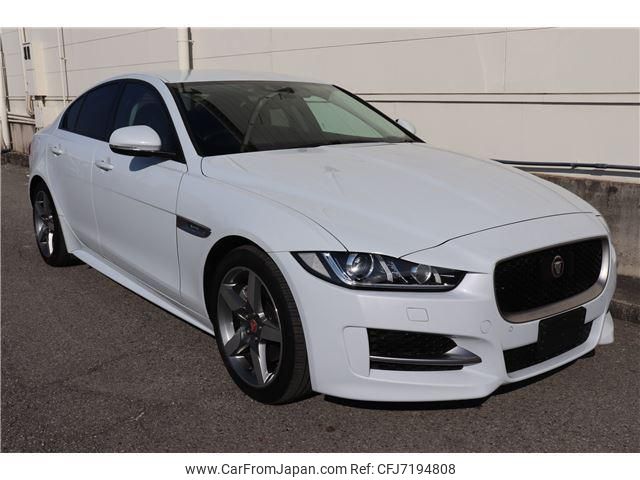 jaguar xe 2017 quick_quick_LDA-JA2NA_SAJAB4AN9JCP29034 image 1