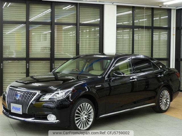 MAJESTAです 2017 Toyota Crown Majesta DAA-AWS215 4WD - Car Price $37,932