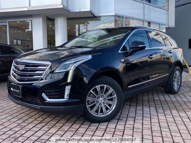 cadillac xt5-crossover 2018 quick_quick_ABA-C1UL_1GYFN9RS2JZ149361 image 1