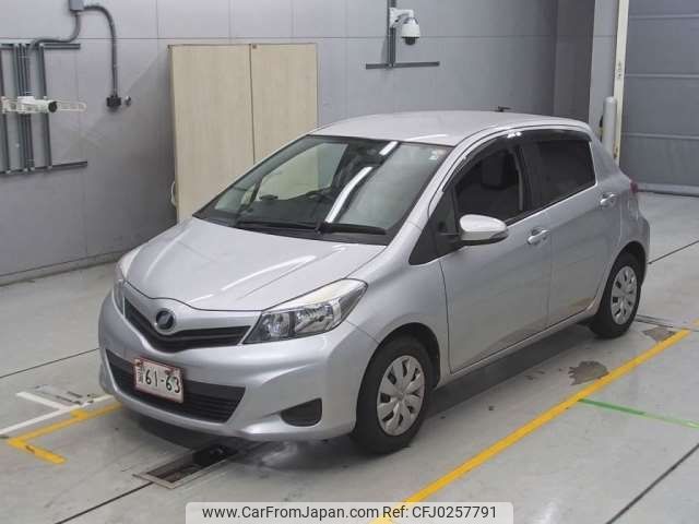 toyota vitz 2013 -TOYOTA--Vitz DBA-NSP130--NSP130-2135673---TOYOTA--Vitz DBA-NSP130--NSP130-2135673- image 1