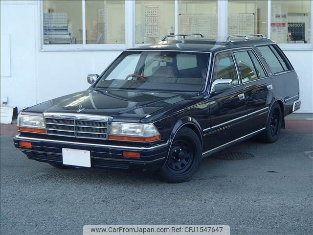 nissan gloria-wagon 1999 CFJ1547647 image 1