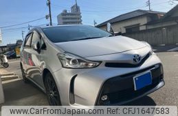 toyota prius-α 2015 CFJ1647583