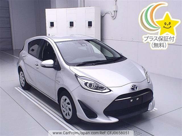 toyota aqua 2018 -TOYOTA--AQUA NHP10-2597360---TOYOTA--AQUA NHP10-2597360- image 1