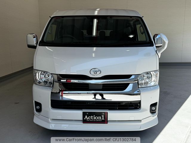 toyota hiace-wagon 2022 216 image 2
