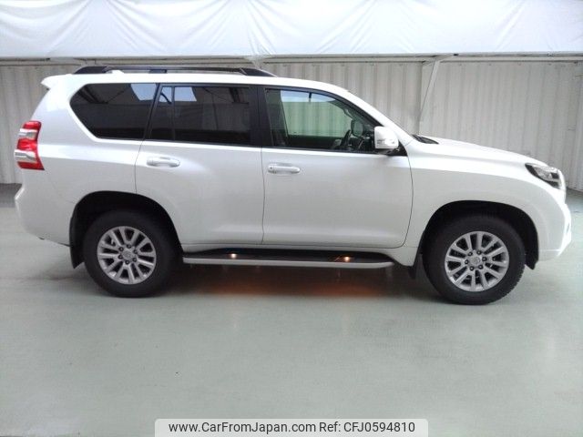 toyota land-cruiser-prado 2016 ENHANCEAUTO_1_ea292601 image 2