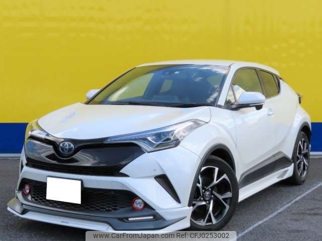 toyota c-hr 2017 -TOYOTA--C-HR DAA-ZYX10--ZYX10-2089590---TOYOTA--C-HR DAA-ZYX10--ZYX10-2089590- image 1