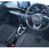 toyota yaris-cross 2022 quick_quick_6AA-MXPJ15_3017761 image 3