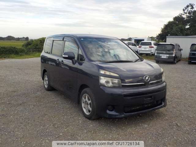 toyota voxy 2012 CFJ1726134 image 1