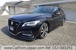 toyota crown 2018 CFJ1885293