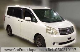 toyota noah 2011 TE4334