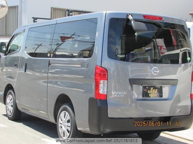 nissan nv350-caravan-van 2018 CFJ1781813 image 2