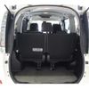 toyota voxy 2017 quick_quick_DBA-ZRR80W_0322425 image 19