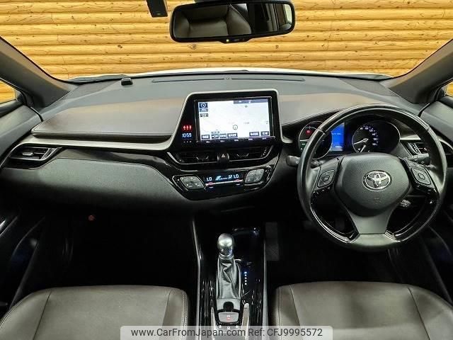 toyota c-hr 2017 quick_quick_DAA-ZYX10_ZYX10-2076805 image 2