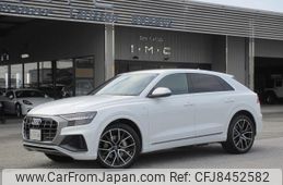 audi-q8-2022-85504-car_43372ef0-1d0a-4409-8543-40aa5deac2ca