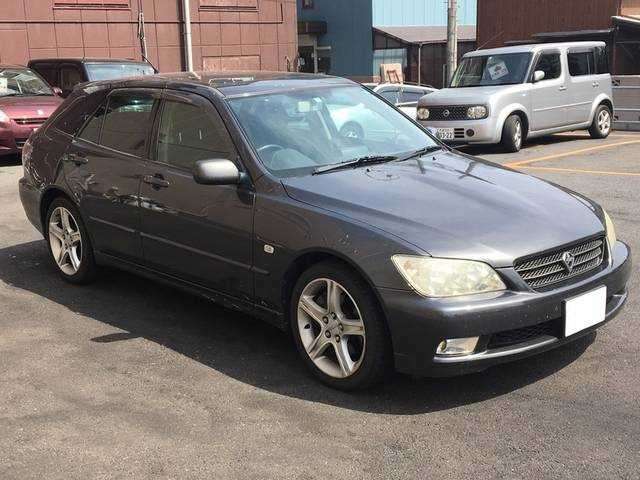 Toyota altezza 2003
