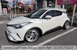 toyota c-hr 2017 GOO_JP_700102067530241214002