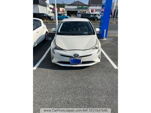 toyota prius 2015 CFJ1647640 image 1