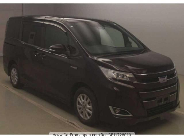 toyota noah 2018 CFJ1728019 image 1