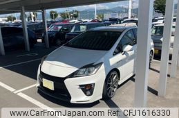 toyota prius 2012 CFJ1616330