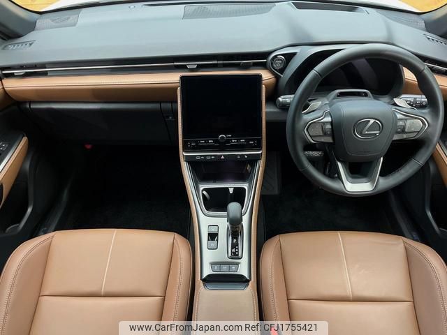 lexus lexus-others 2024 CFJ1755421 image 2