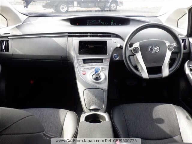 toyota prius 2013 -TOYOTA--Prius DAA-ZVW30--ZVW30-5607424---TOYOTA--Prius DAA-ZVW30--ZVW30-5607424- image 2