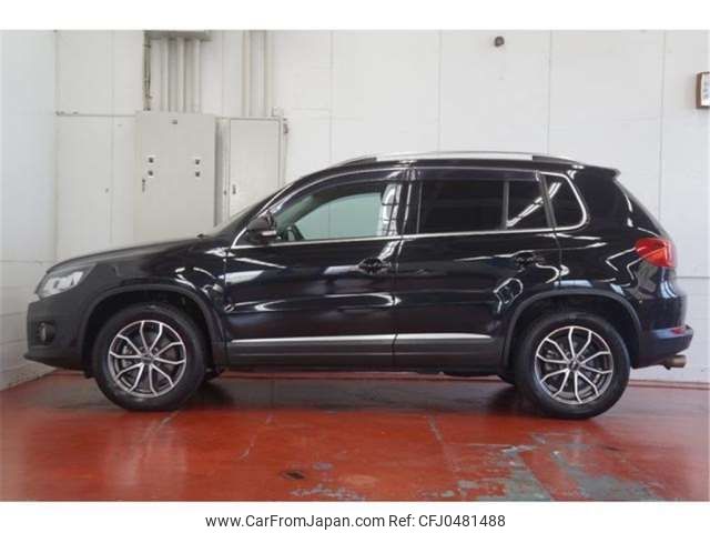 volkswagen tiguan 2016 -VOLKSWAGEN 【群馬 335】--VW Tiguan ABA-5NCCZ--WVGZZZ5NZFW102358---VOLKSWAGEN 【群馬 335】--VW Tiguan ABA-5NCCZ--WVGZZZ5NZFW102358- image 2