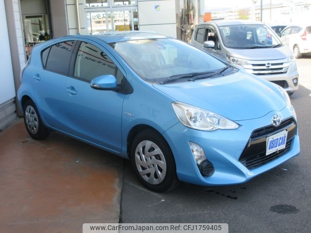 toyota aqua 2017 CFJ1759405 image 2
